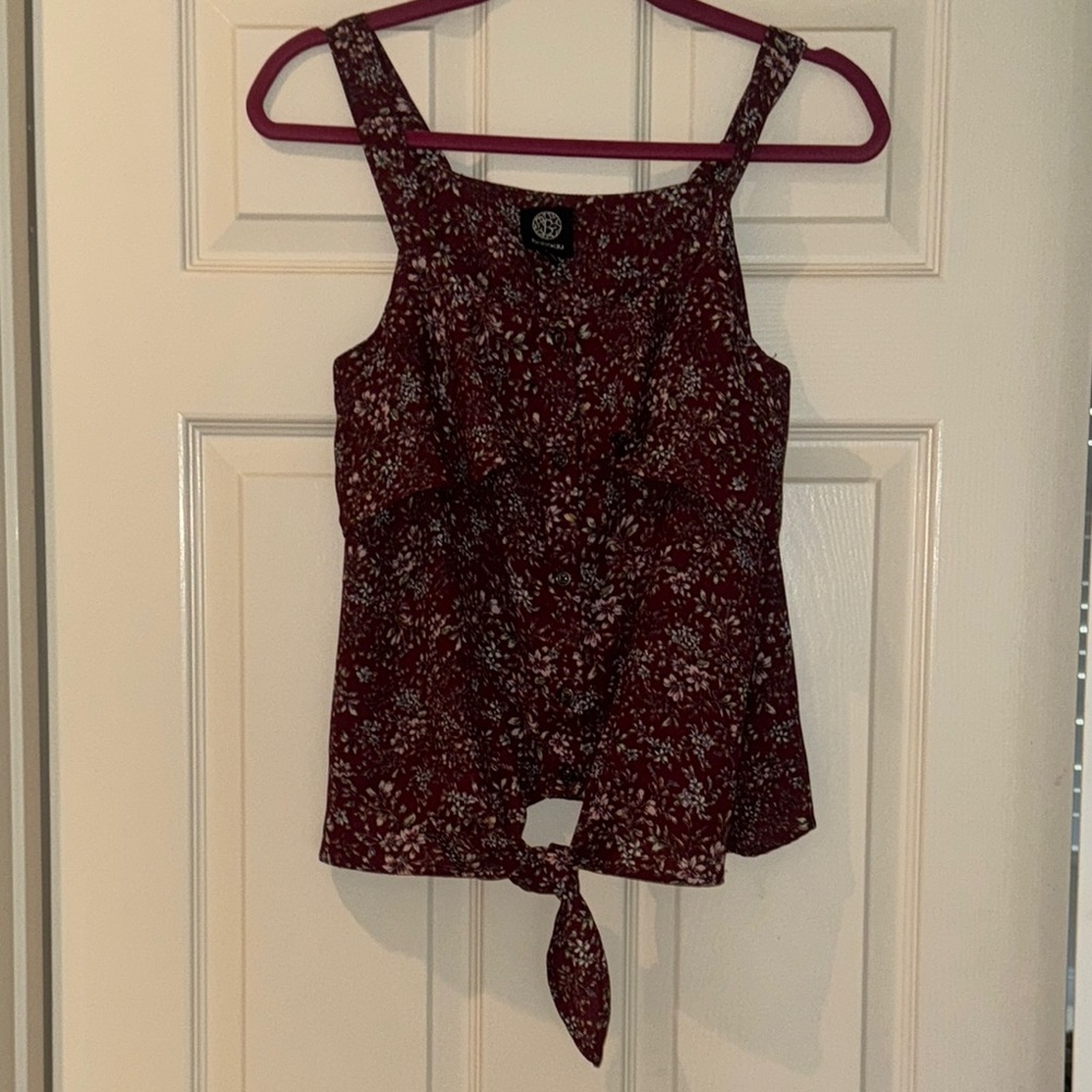 Floral Burgundy Sleeveless Top